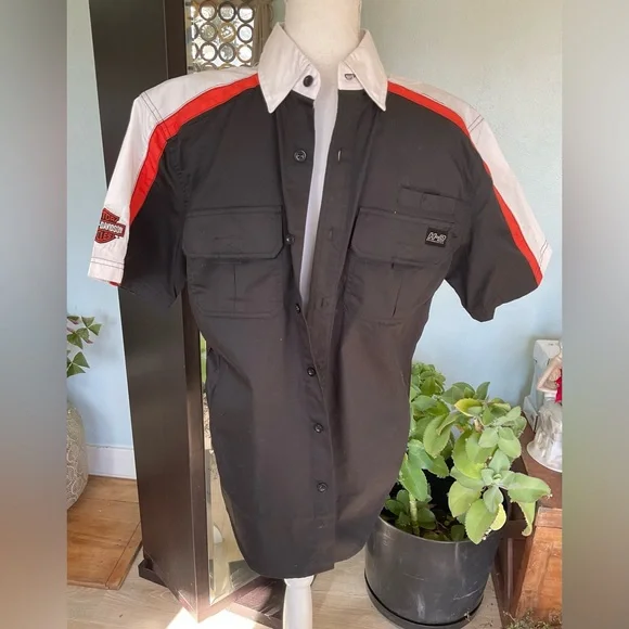 Harley Davidson Performance Button Down Shirt - Picture 2 of 9